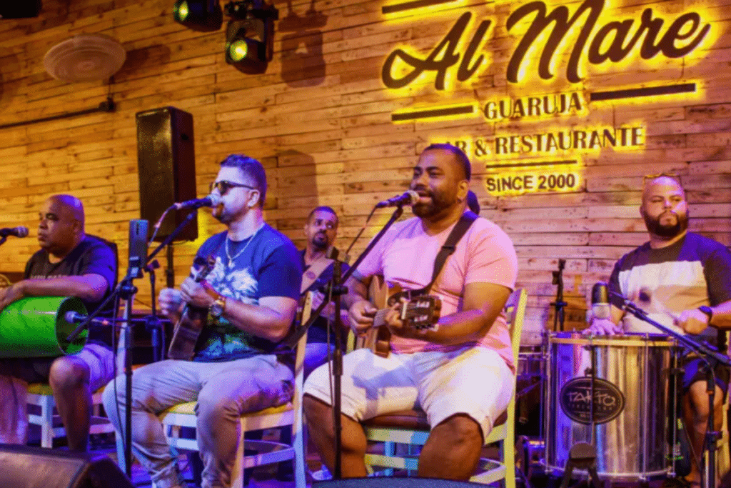 Guarujá com frio e chuva : Boteco al Mare