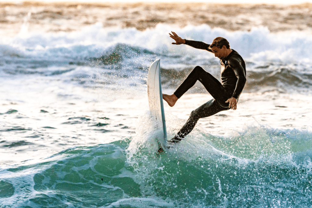 Surf no Guarujá: O Paraíso das Ondas